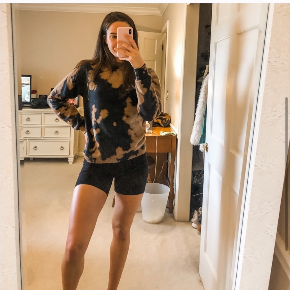 Bleach Dyed Sweatshirt